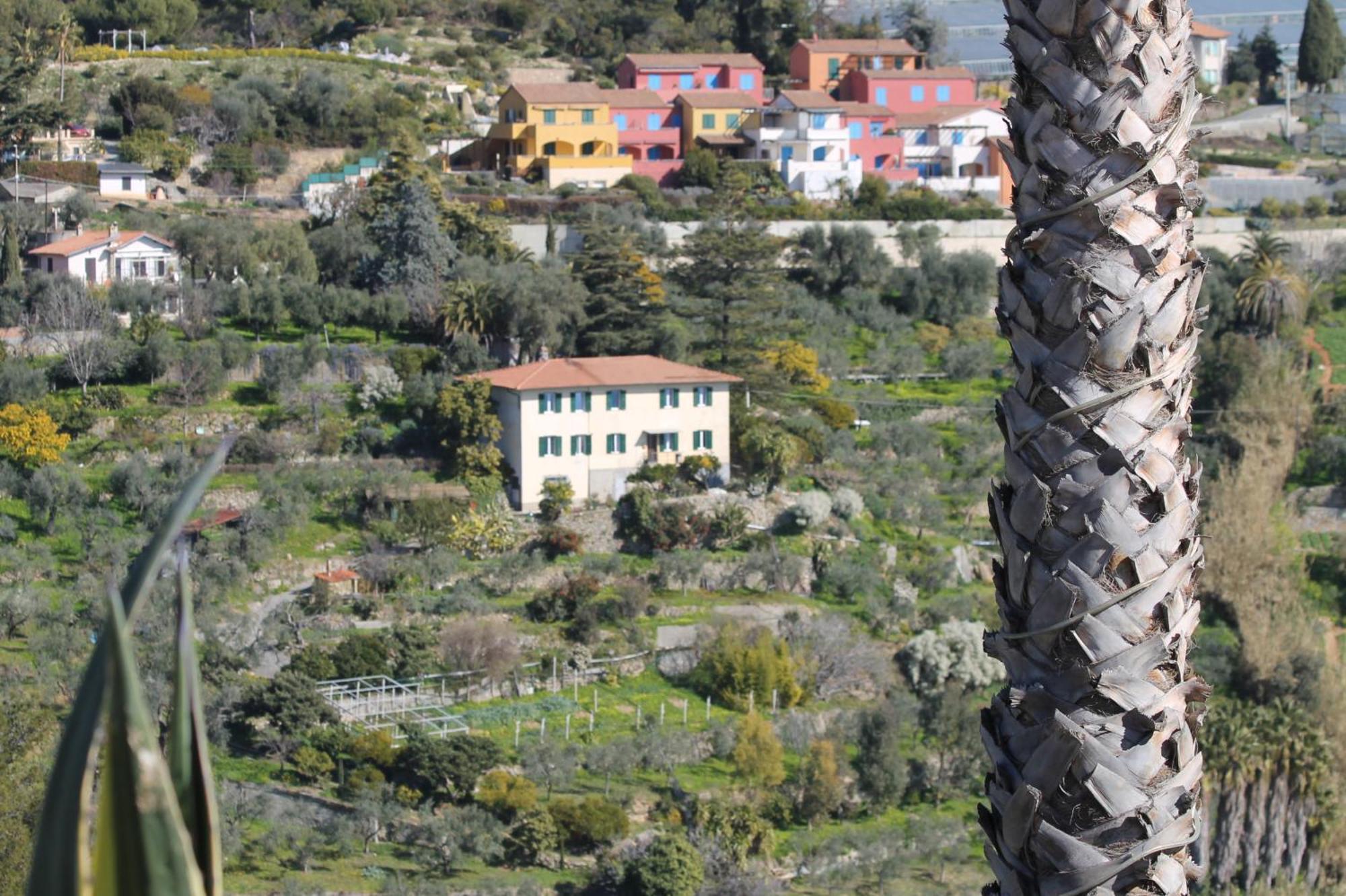 Villa Vento Largo, Casa Marina เวนติมิญา ภายนอก รูปภาพ